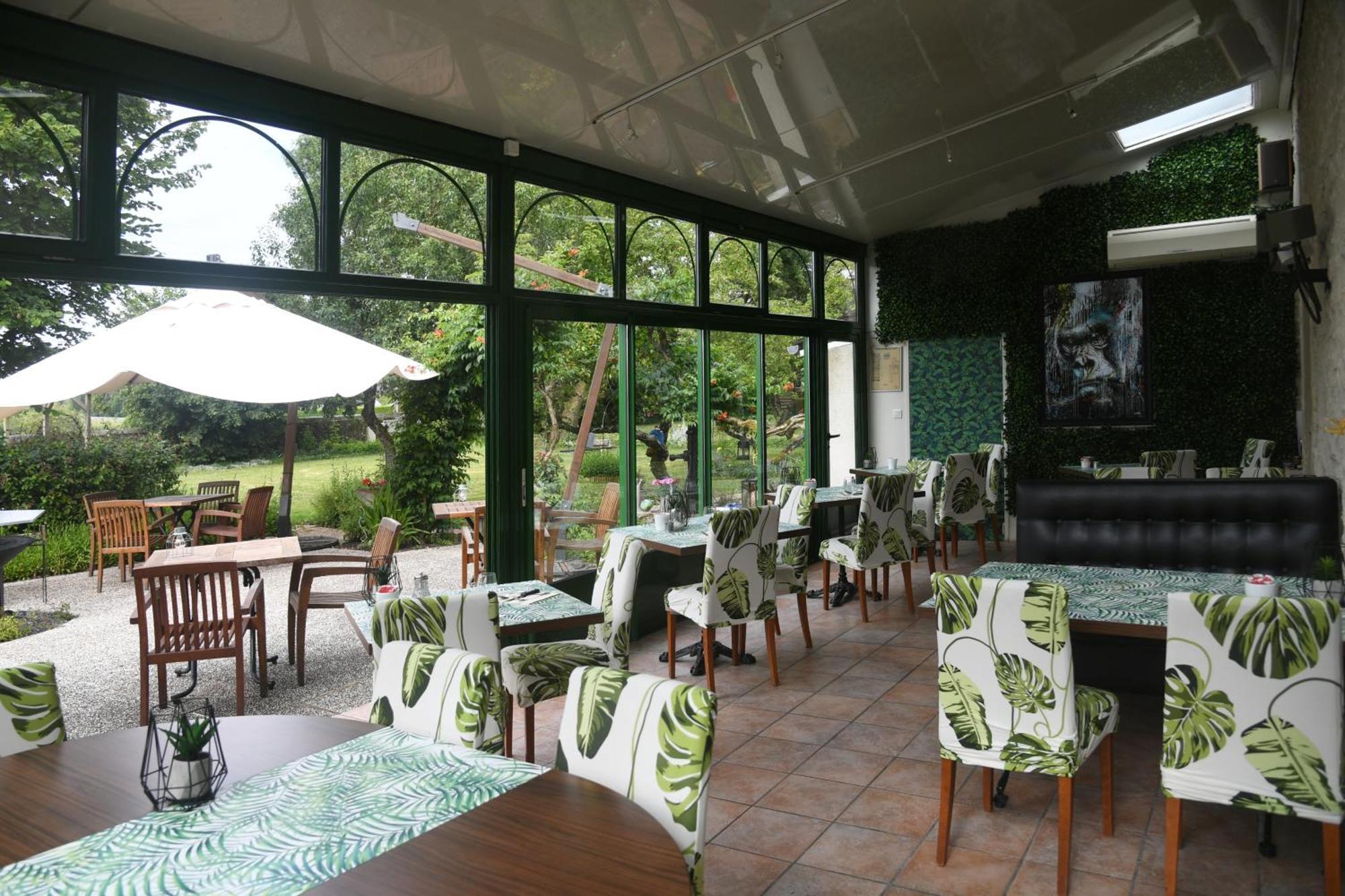 Logis Auberge De Launay Limeray Exterior foto